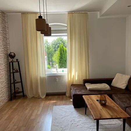 Zuhause Auf Zeit Ruhige Lage Parkplatz Wifi